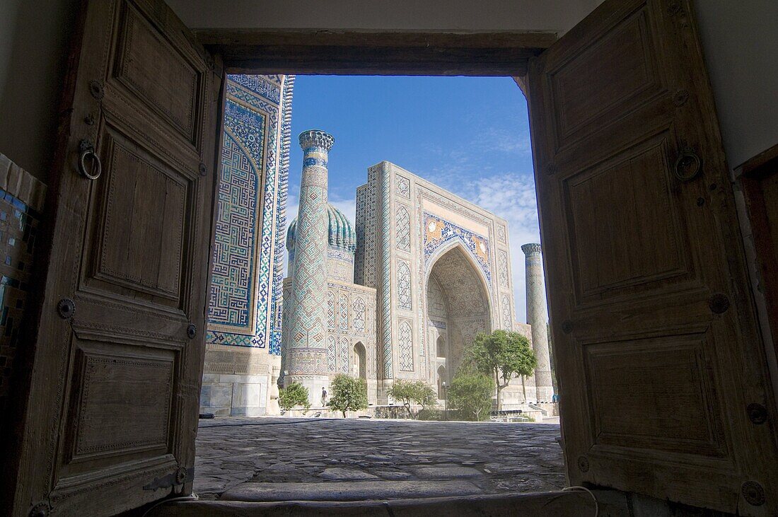 Sher Dor Medressa at the Registan,  UNESCO World Heritage Site,  Samarkand,  Uzbekistan,  Central Asia