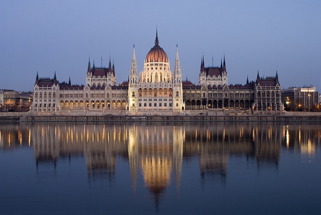 River Danube and Parliament building, Budapest, UNESCO World Heritage Site, Hungary, Europe