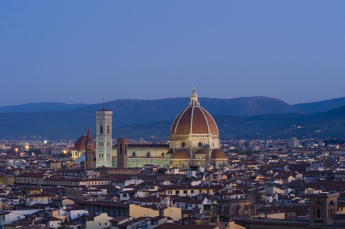 A view of Florence, the Duomo and Campanile at sunrise, Florence, UNESCO World Heritage Site, Tuscany, Italy, Europe