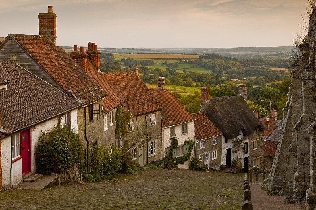 Gold Hill, Shaftesbury, Dorset, England, United Kingdom, Europe