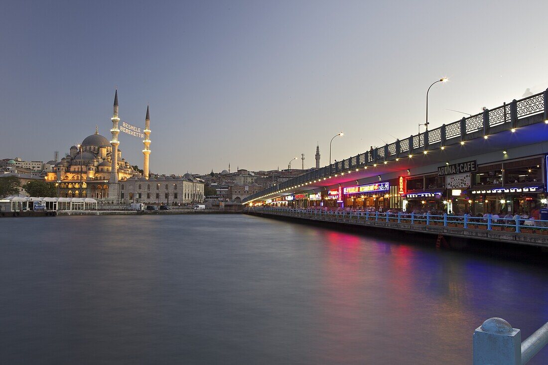 The New Mosque, Istanbul, Turkey, Europe, Eurasia