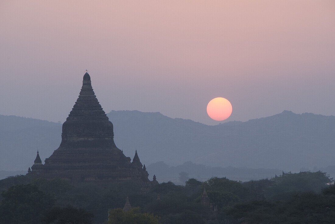 Bagan (Pagan), Myanmar (Burma), Asia