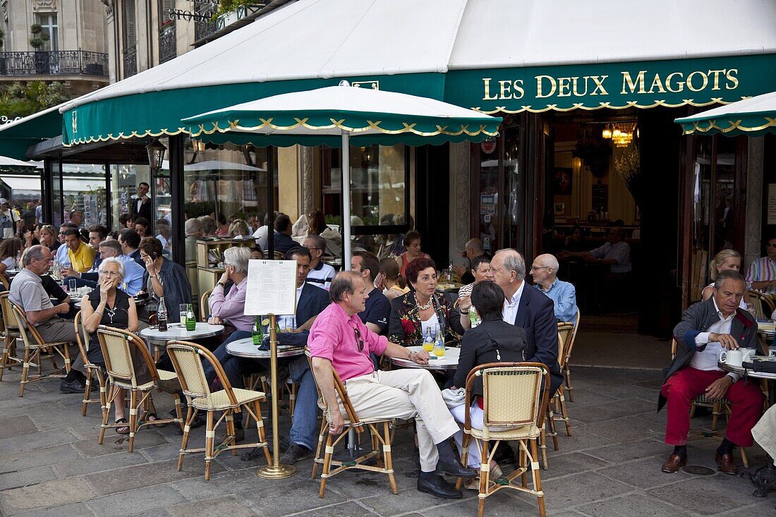 Les Deux Magots Cafe, Saint-Germain-des-Pres, Left Bank, Paris, France, Europe
