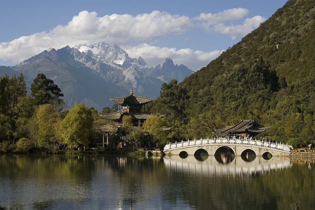 Black Dragon Pool Park and Jade Dragon Snow mountain, Lijiang, Yunnan, China, Asia