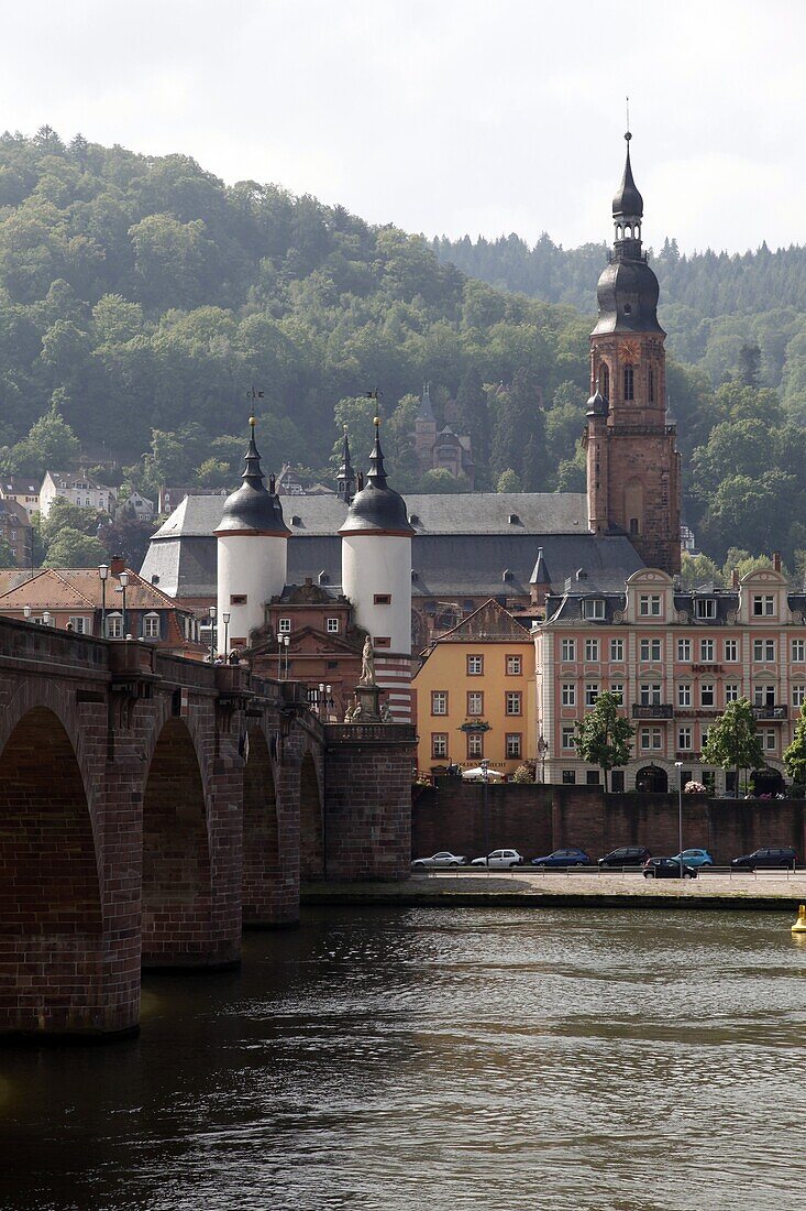 River Neckar, Old Bridge, Old Town, Heidelberg, Baden-Wurttemberg, Germany, Europe