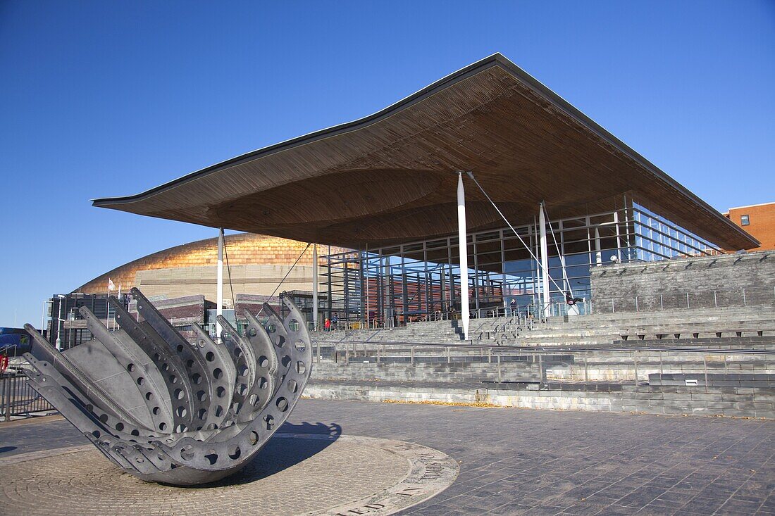 The Senedd (Welsh National Assembly Building), Cardiff Bay, Cardiff, South Wales, Wales, United Kingdom, Europe