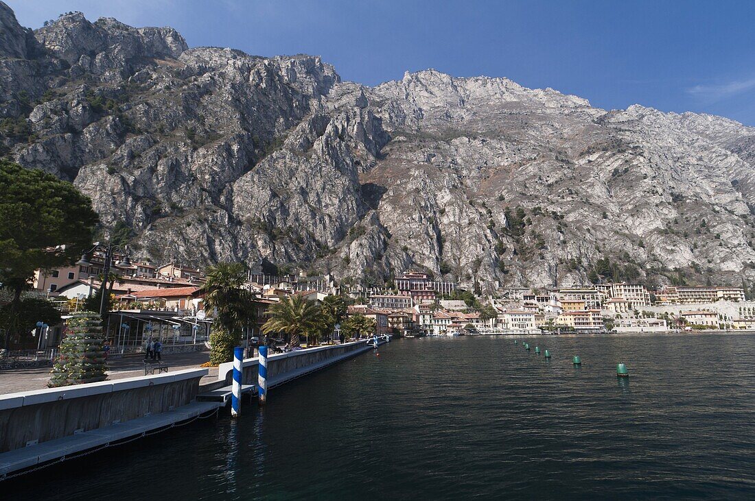 Limone del Garda, Lago di Garda (Lake Garda), Lombardy, Italy, Europe