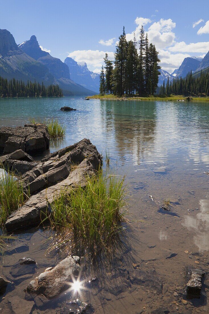 Spirit Island, Maligne Lake, Jasper National Park, UNESCO World Heritage Site, British Columbia, Rocky Mountains, Canada, North America