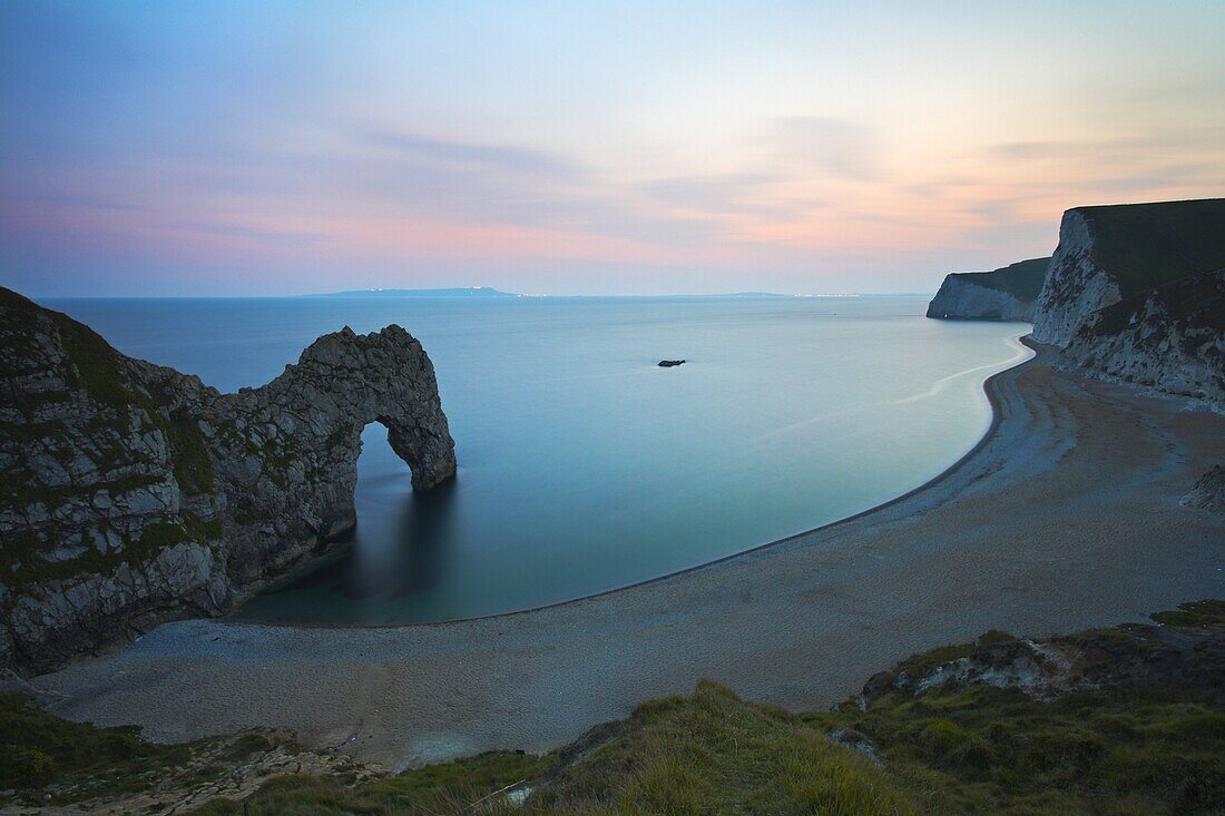 Twilight on the cliff tops above Durdle Door, Dorset, Jurassic Coast, UNESCO World Heritage Site, Dorset, England, United Kingdom, Europe