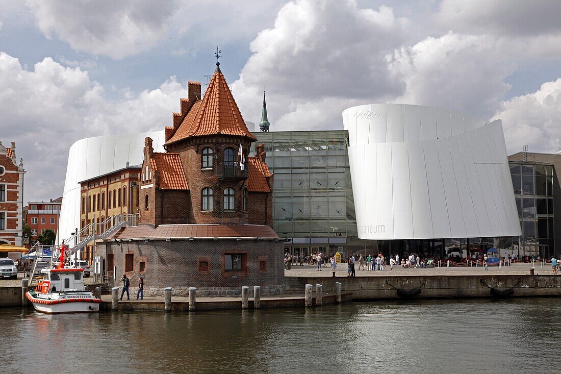 Stralsund, Ozeaneum, old town, Mecklenburg-Western Pomerania, Germany, Europe