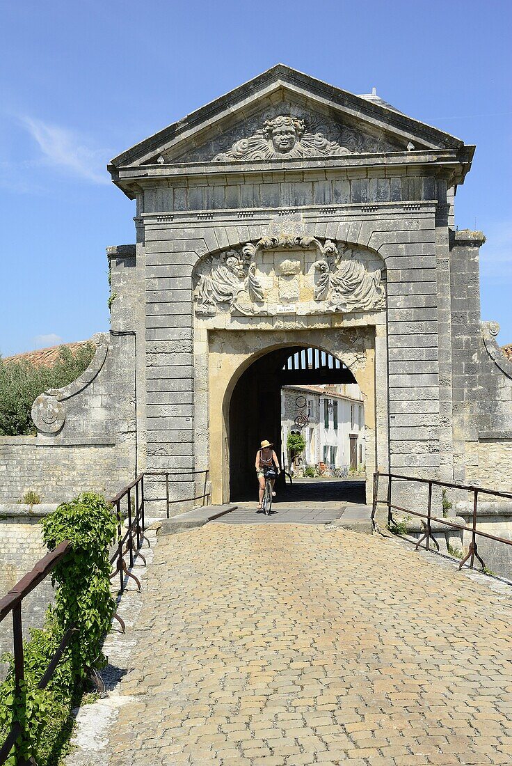 Entrance to town, St. Martin de Re, Ile de Re, Charente-Maritime, Poitou-Charentes, France, Europe