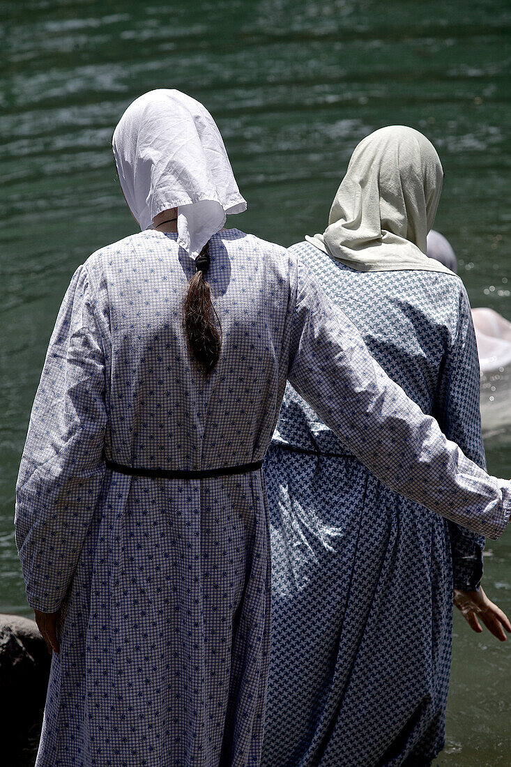 Orthodoxe Juden beim Tauffest, Jordan, Yardenit, Israel