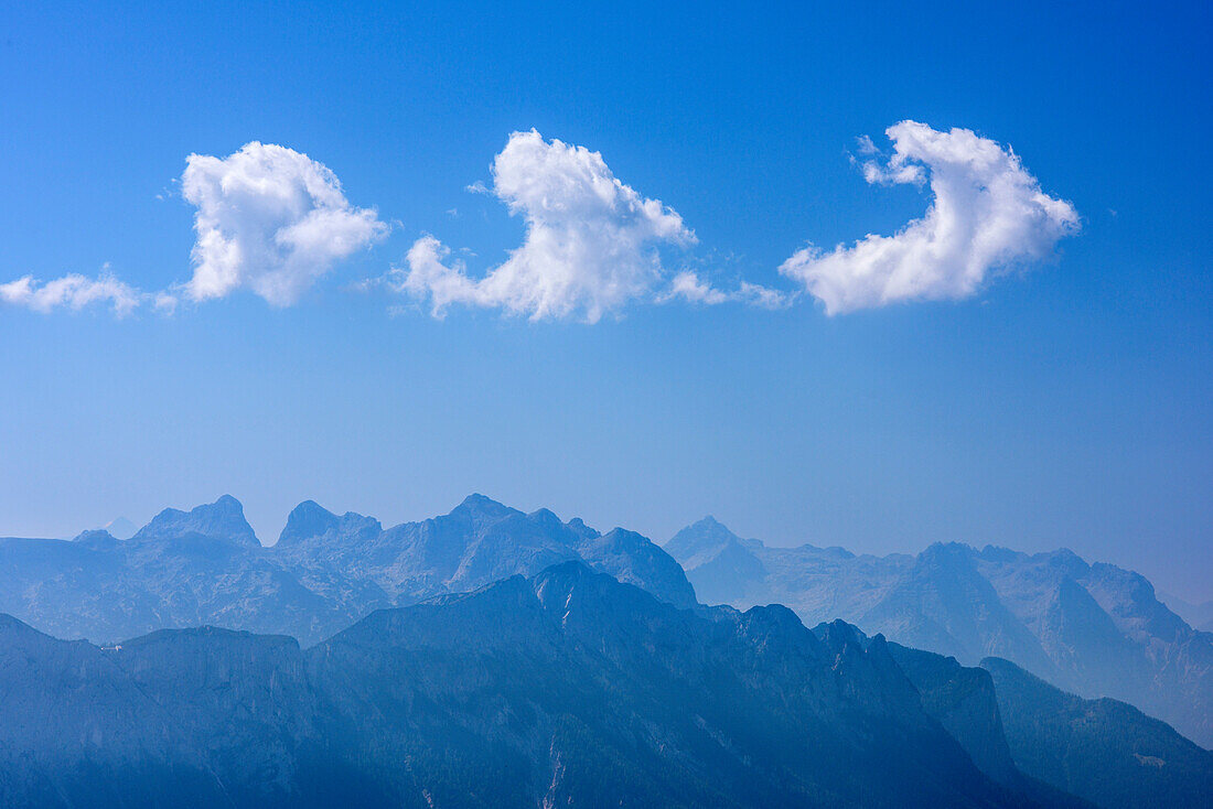 Wolken über Reiteralm und Loferer Steinberge, vom Zwiesel, Chiemgauer Alpen, Oberbayern, Bayern, Deutschland
