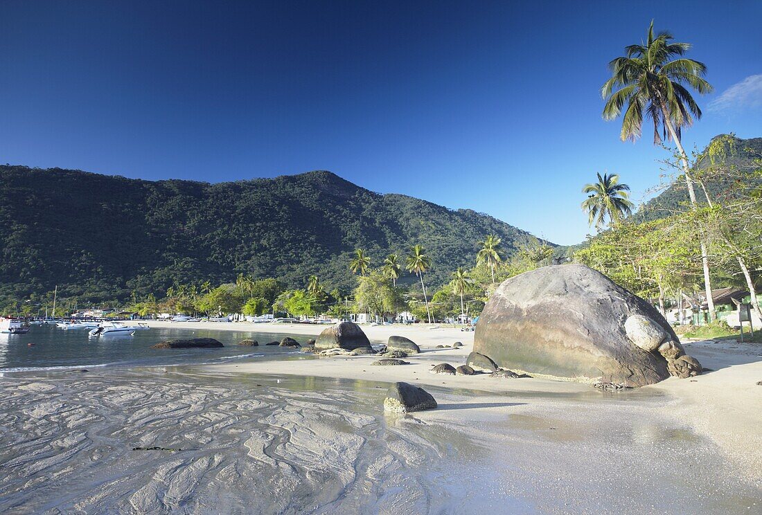 Vila do Abraao beach, Ilha Grande, Rio de Janeiro State, Brazil, South America