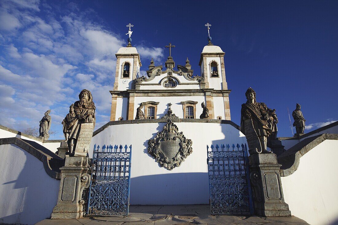 Sanctuary of Bom Jesus de Matosinhos and The Prophets sculpture by Aleijadinho, UNESCO World Heritage Site, Congonhas, Minas Gerais, Brazil, South America