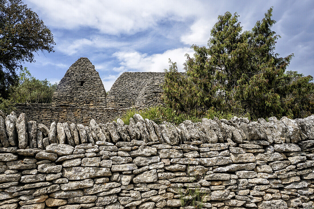 Stone Hut,  Le Village des Bories,  Open Air Museum near Gordes,  Provence,  France