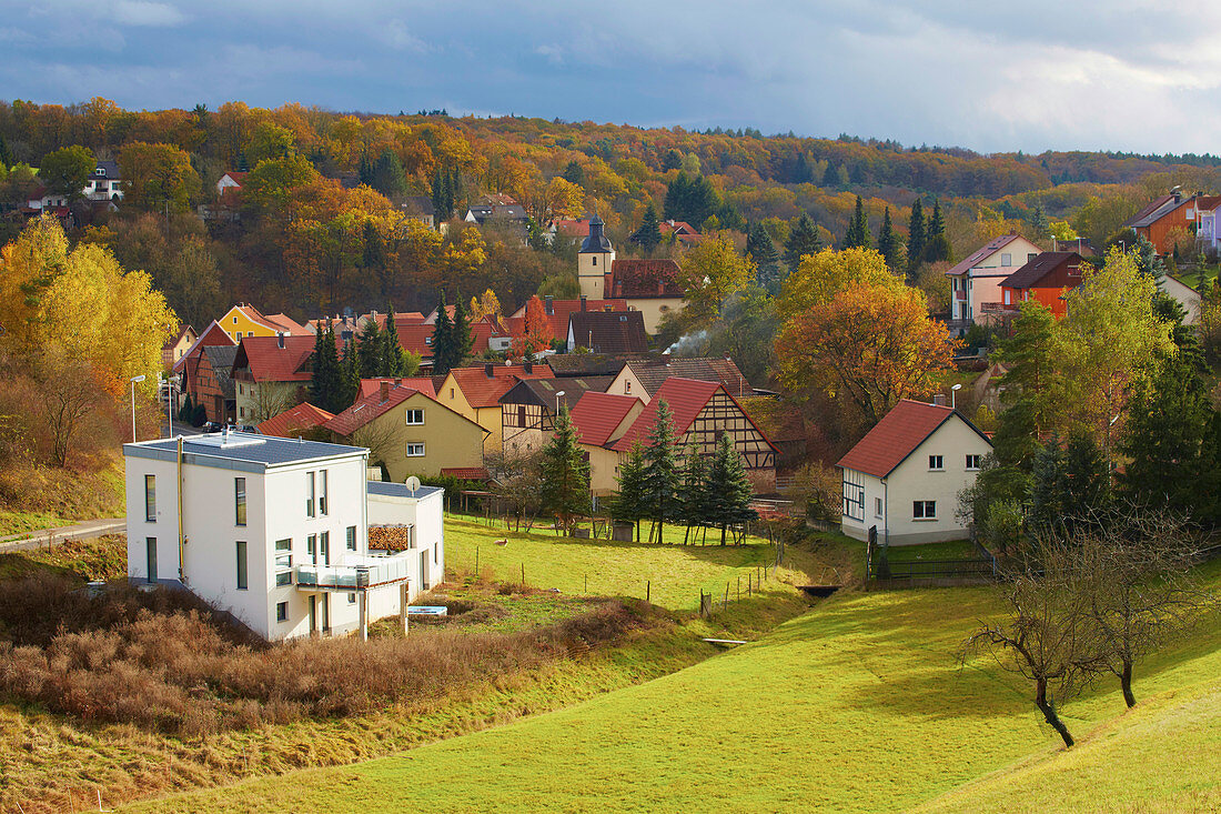 Blick auf Zell, Gemeinde Üchtelhausen, Unterfranken, Bayern, Deutschland, Europa