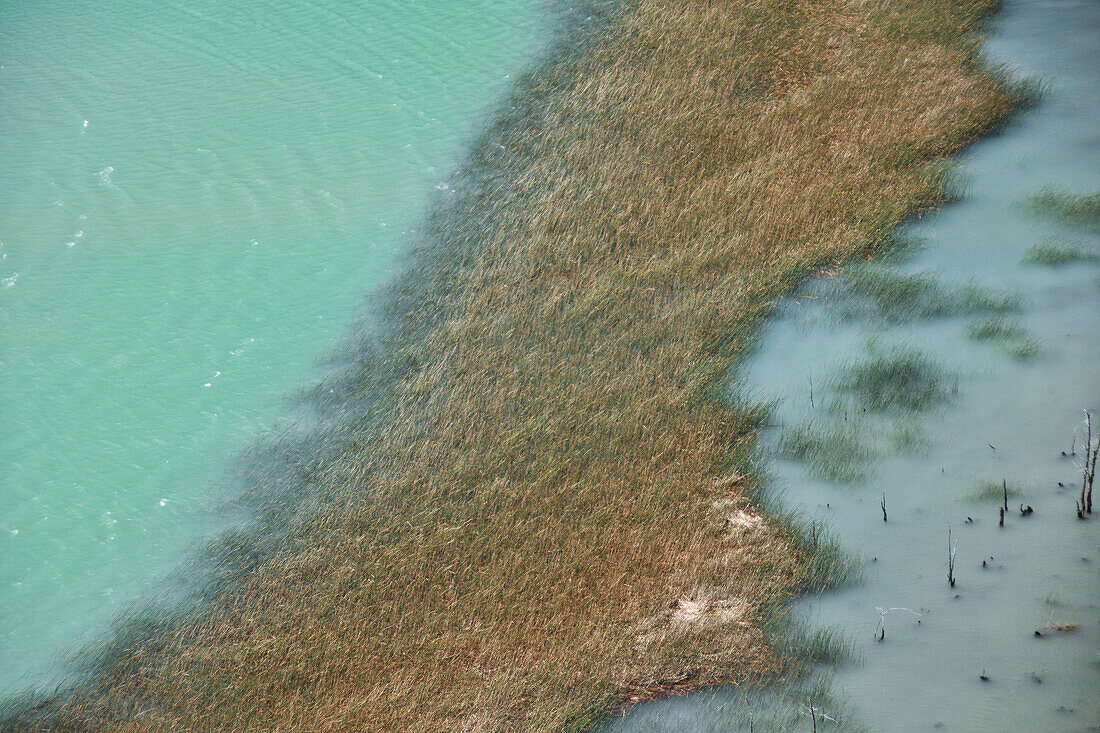 'Insel im Fluss Río Ibáñez bei Cerro Castillo, Carretera Austral, Región Aysén, Patagonien, Anden, Chile, Südamerika;'