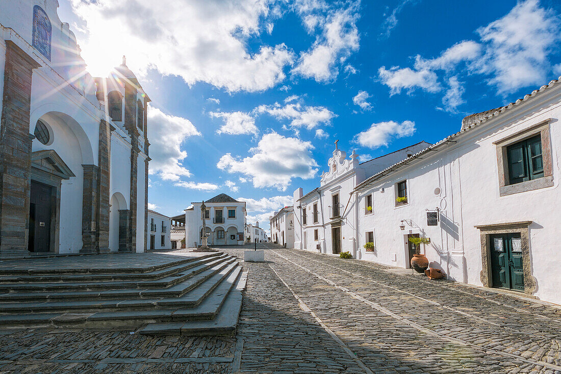 The centre of the medieval town of Monsaraz, Alentejo, Portugal, Europe