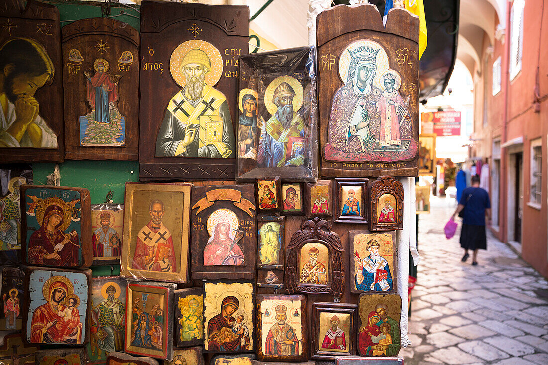 Greek Orthodox religious icons in souvenir and gift shop in Kerkyra, Corfu Town, Corfu, Greek Islands, Greece, Europe