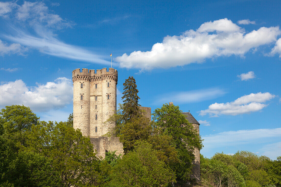 Kasselburg castle, near Pelm, Vulkaneifel, Eifel, Rhineland-Palatinate, Germany