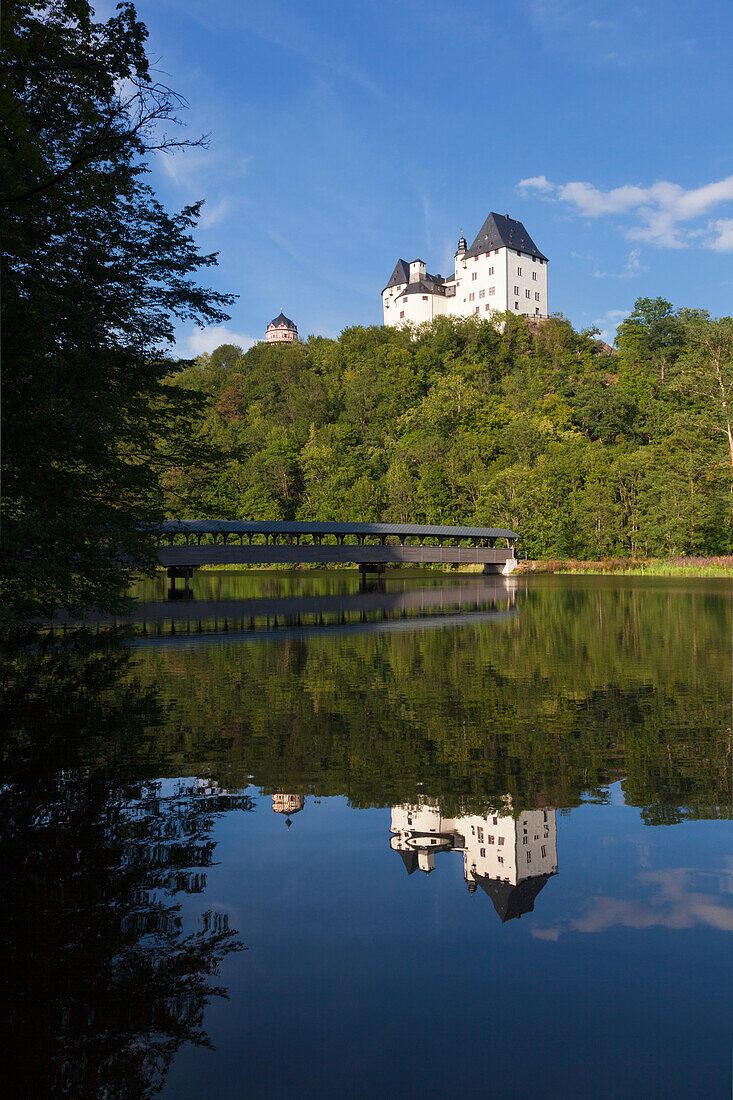 Schloss Burgk, Naturpark Thüringer Schiefergebirge / Obere Saale, Thüringen, Deutschland