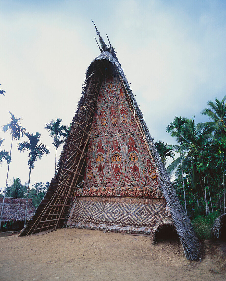 Men's House in Maprik region, Papua New Guinea