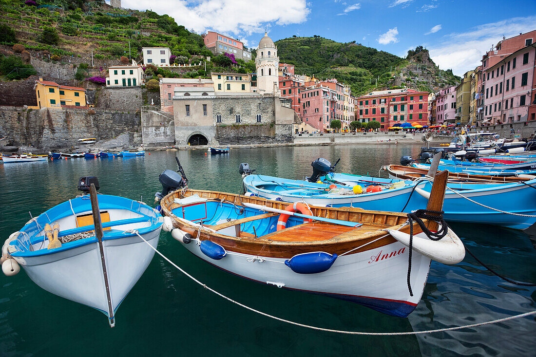 Colourful boats in Vernazza harbour, Vernazza, Liguria, Italy