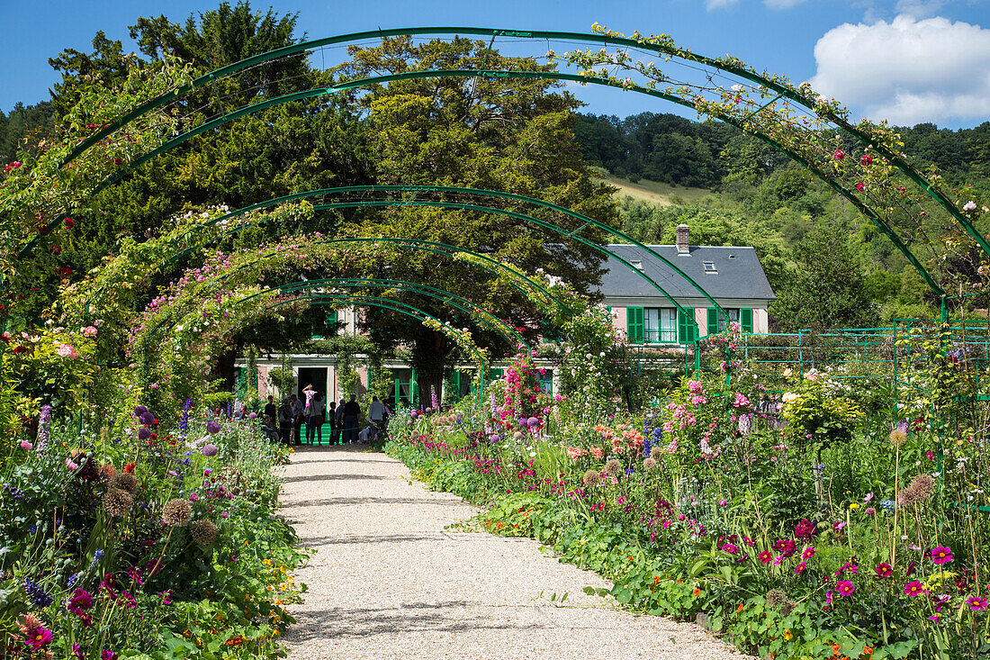 the garden of the clos normand at the impressionist painter claude monet's house, giverney, eure (27), normandy, france