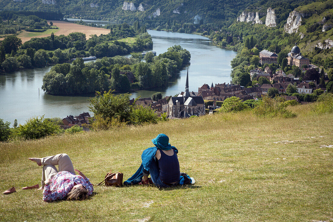 panorama of chateau gaillard on the seine, the white chalk cliffs and the village of le petit andely, les andelys, eure (27), normandy, france