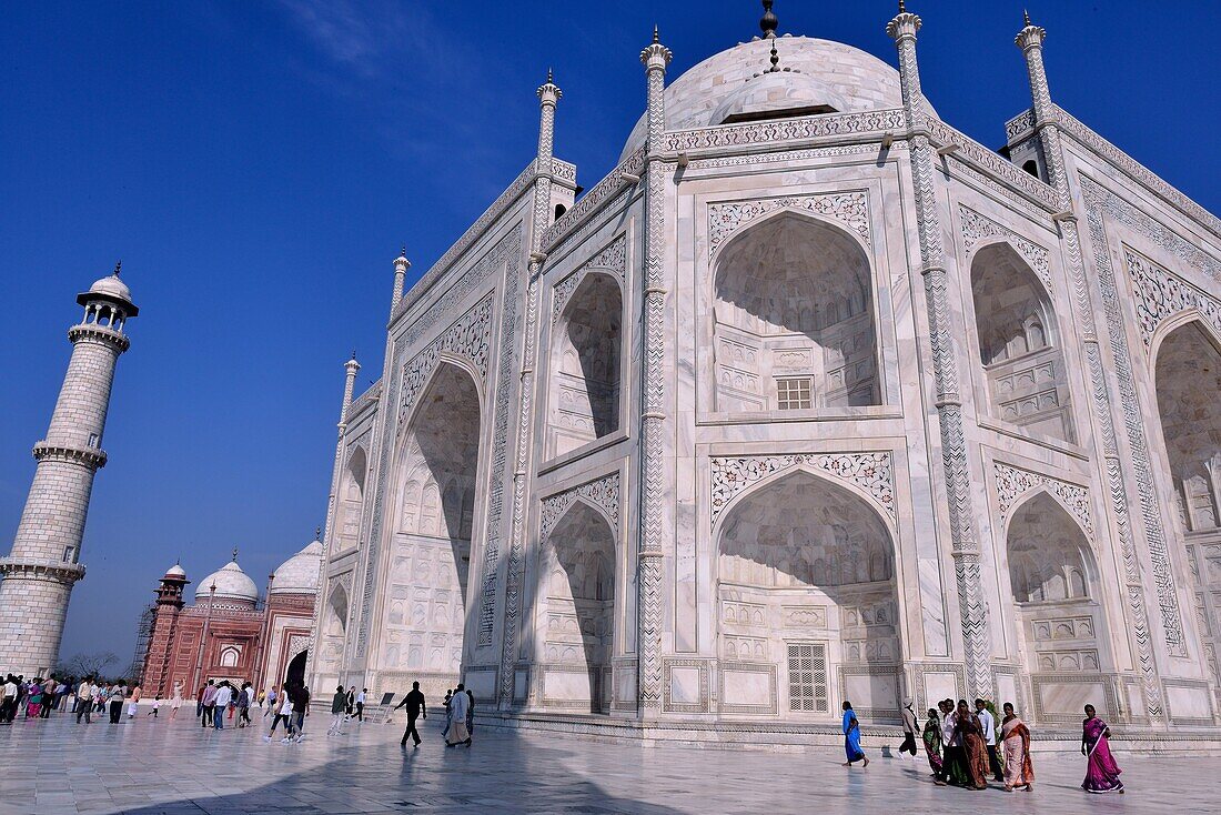 India, Agra, Walking around the Taj Mahal, mausoleum listed in the World Heritage list