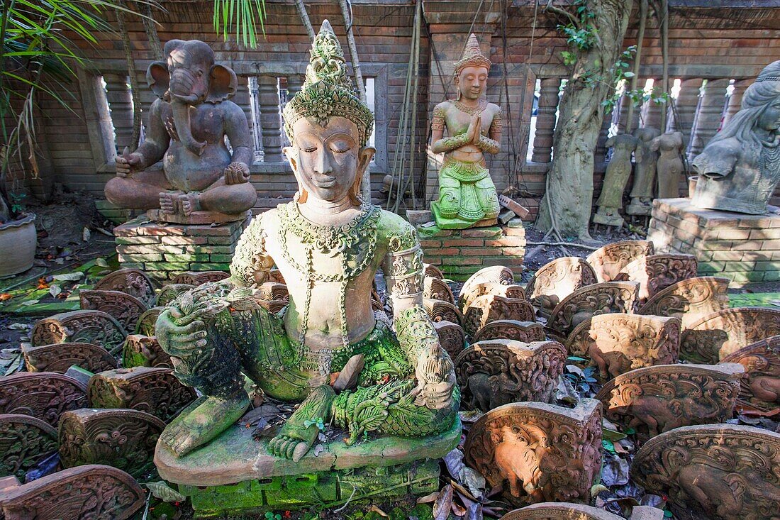 Thailand,Chiang Mai,Baan Phor Liang Meun's Terracotta Arts,Buddha Statue