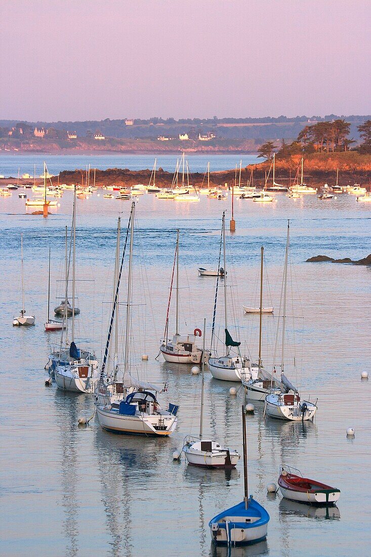 France,Ile-et-Vilaine(35), Saint-Briac harbor HUE 