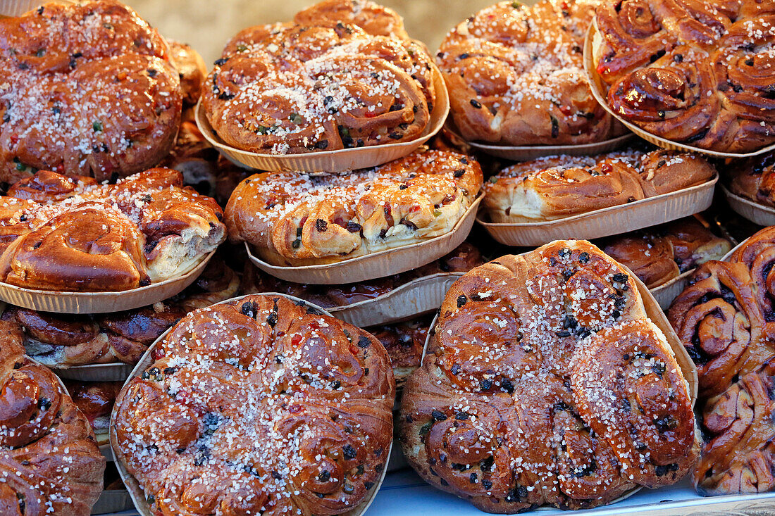 France,Seine et Marne, Fontenay Trésigny, Craft market, Close up of blueberry buns