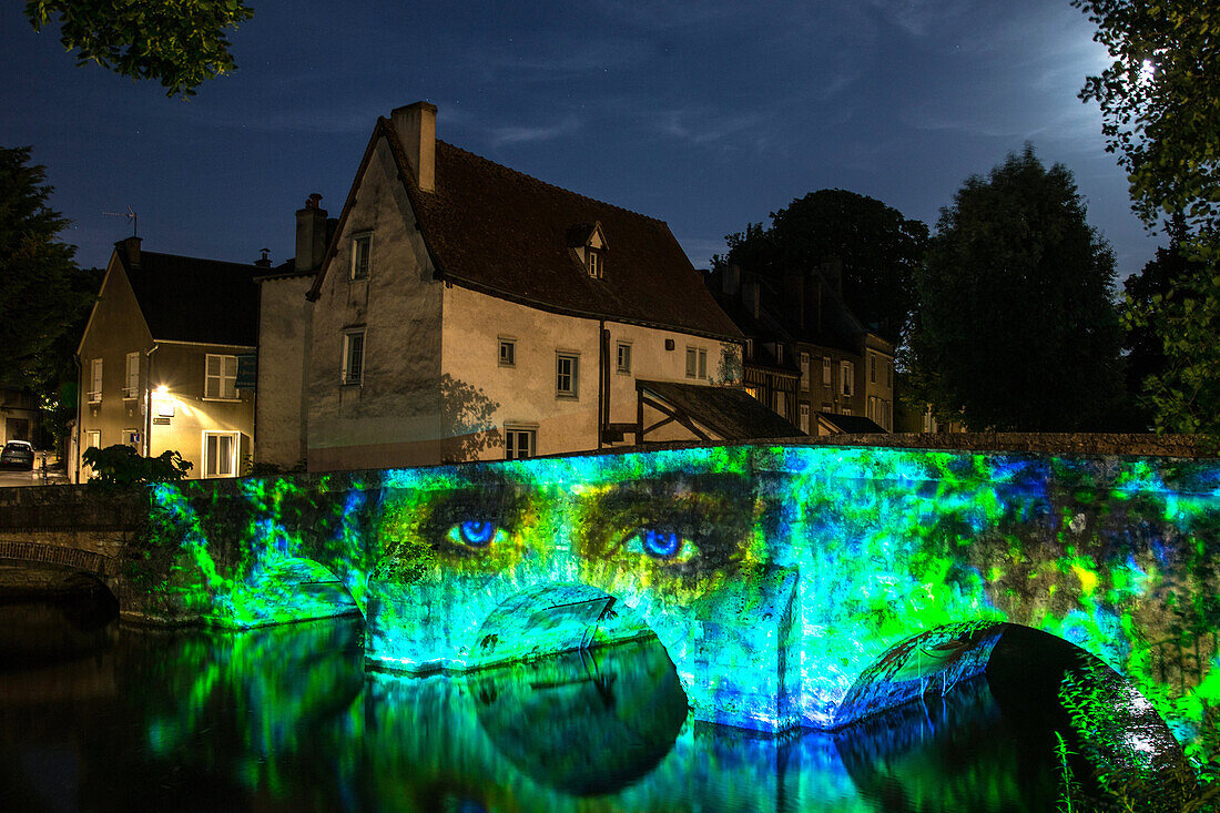 illumination of the minimes bridge, new scenography for the evening show 'chartres in lights', chartres, eure-et-loir (28), france