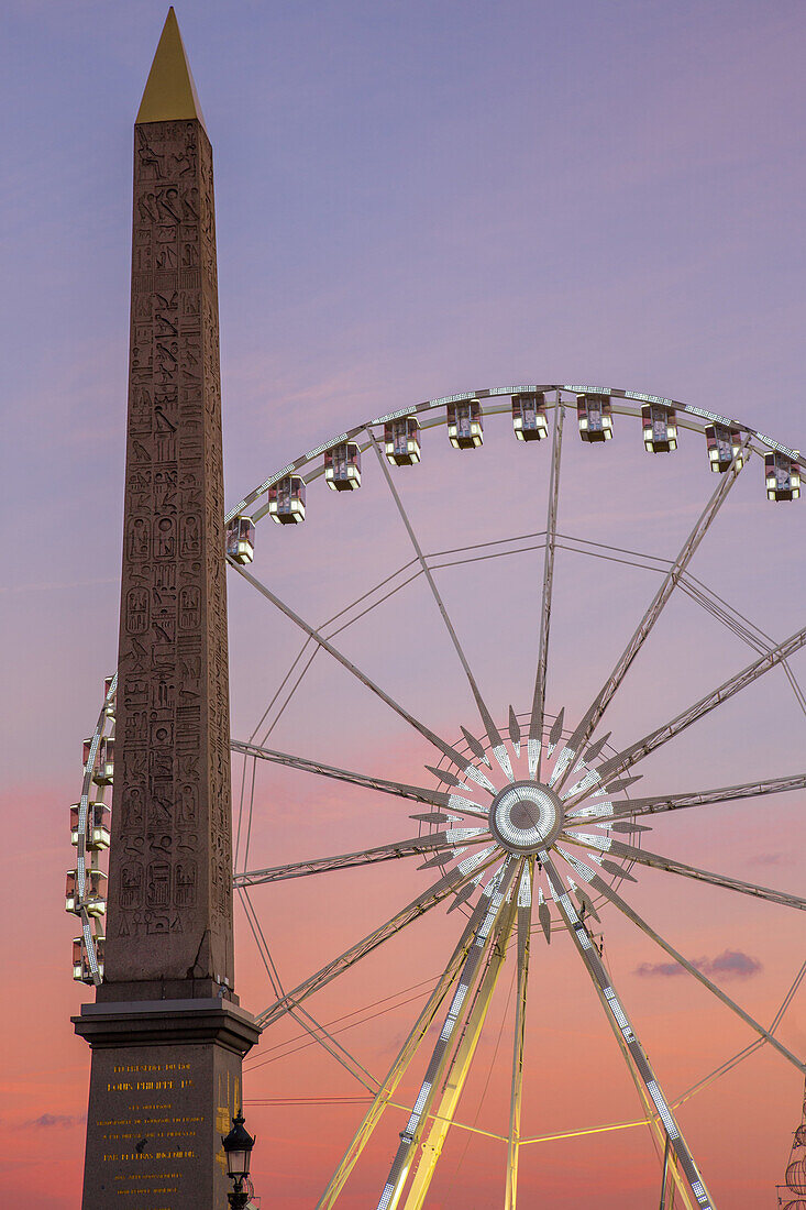 place de la concorde and the ferris wheel set up during the christmas holidays, 8th arrondissement, paris (75), ile-de-france, france