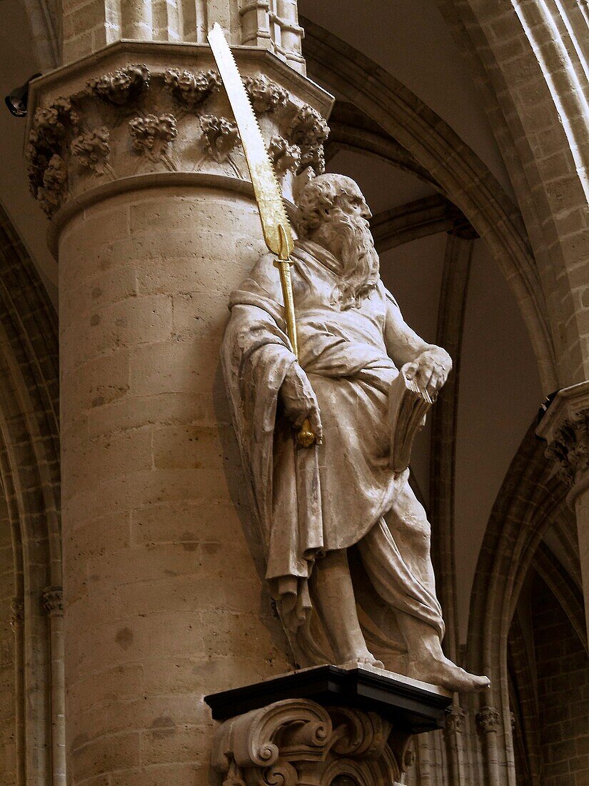 Belgium, Brussels, St Michel and Gudule cathedral, stone sculpture