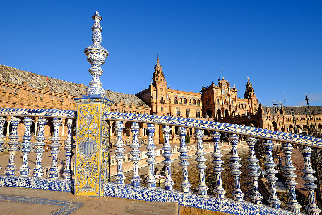 Plaza de Espana, built for the Ibero-American Exposition of 1929, Seville, Andalucia, Spain, Europe