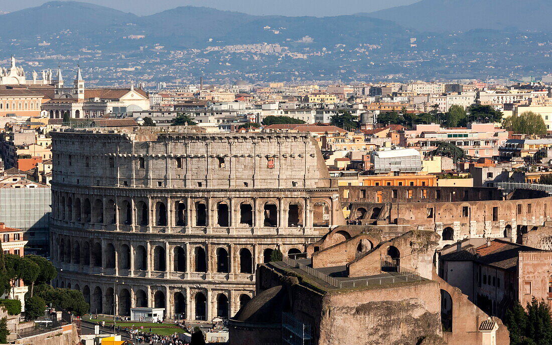 The Colloseum, Ancient Rome, UNESCO World Heritage Site, Rome, Lazio, Italy, Europe