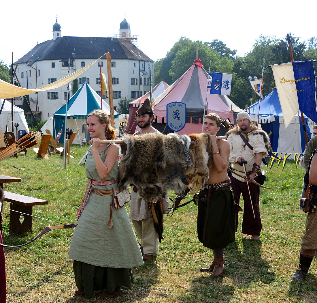 Mittelalterfest am Schloß Amerang bei Wasserburg, Feste in Bayern, Deutschland