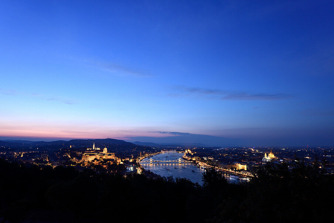 Chain Bridge and Danube River in twilight, Budapest, Hungary