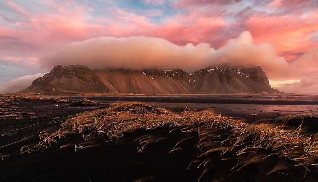 Sunrise over the area known as Stokknes, near the town of Hofn, Southeastern Iceland, Iceland