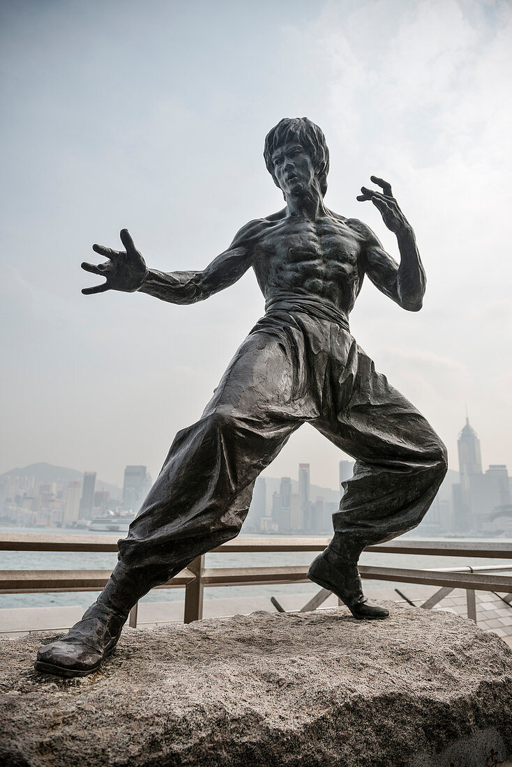Bruce Lee Statue bei der Avenue of Stars, Kowloon, Hongkong, China, Asien