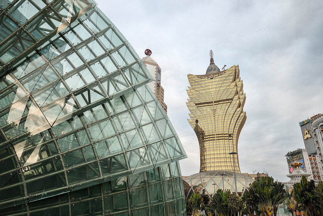 Grand Lisboa Casino, Macao, China, Asia