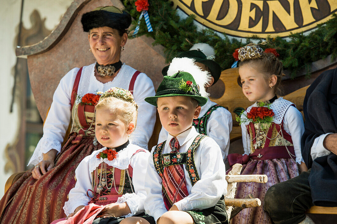 Children in a horse carriage, traditional prozession, Garmisch-Partenkirchen, Upper Bavaria, Bavaria, Germany