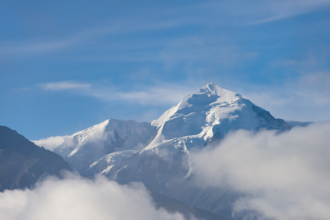 Purkung (6166 m), Mustang, Nepal, Himalaya, Asia