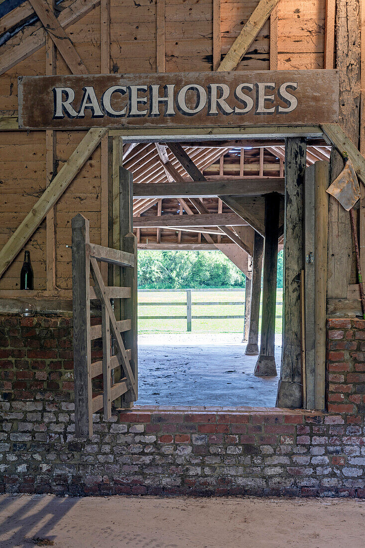 Racehorse sign over farm stable