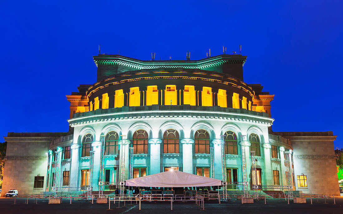 Opera House, Yerevan, Armenia, Caucasus, Central Asia, Asia