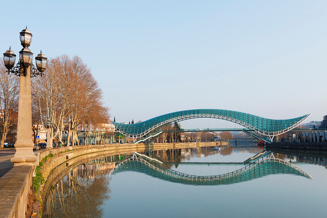Bridge of Peace on Mtkvari River, Tbilisi, Georgia, Caucasus, Central Asia, Asia