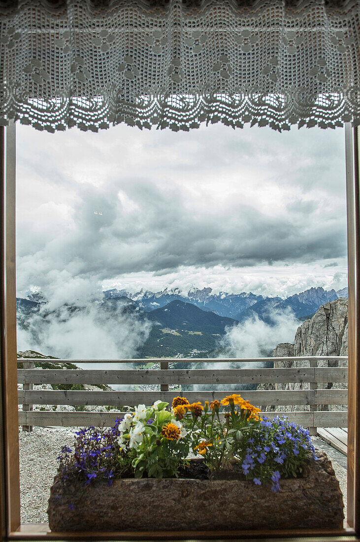 Hiking and Trail Running the Italian Alta Via 1